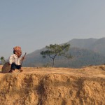 Chandra Bahadur Dangi, le plus petit homme de la Terre. Il mesure 56 centimètre à 72 ans