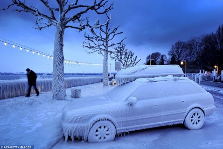 Au bord du lac de Genève en février