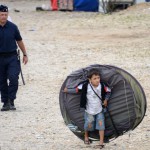 Un enfant Rome expulsé par la police française