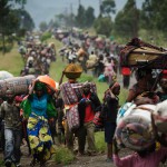 Des congolais fuient la guerre