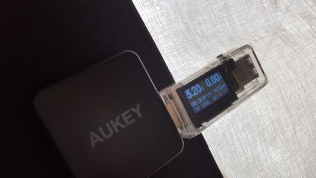 Chargeur solaire Aukey tension USB