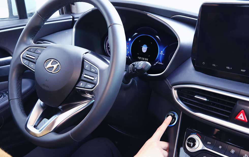 Hyundai - Premier véhicule avec lecteurs d'empreintes