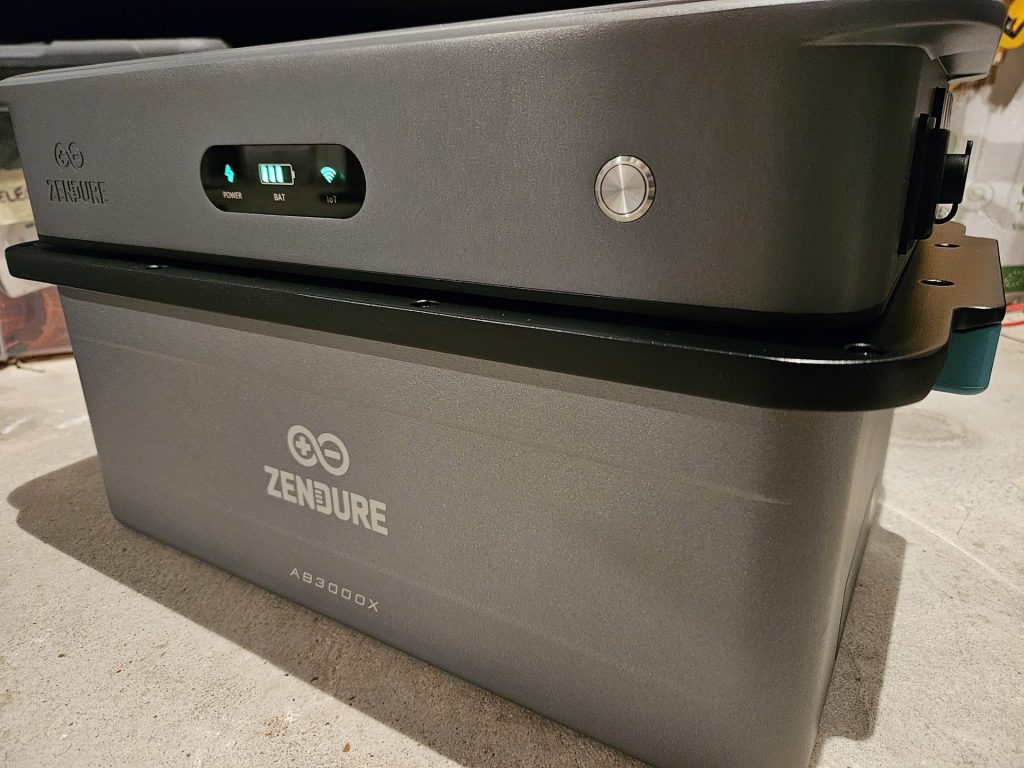 SolarFlow 2400 AC